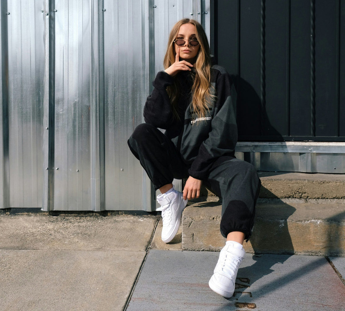 Sneakers i bybilledet